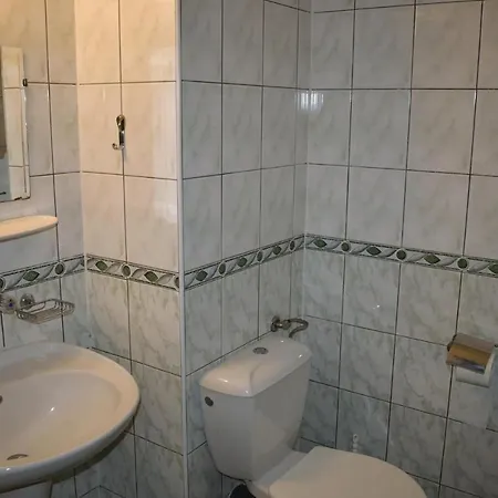 Two-bedroom Holiday In Ваканционна къща